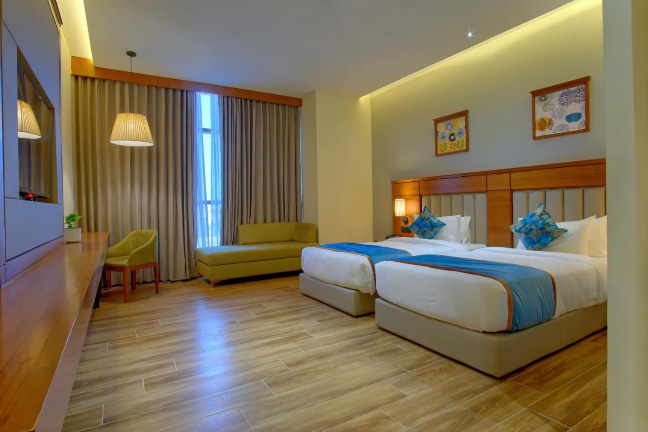 Hotel Sayaji Morbi Exteriér fotografie