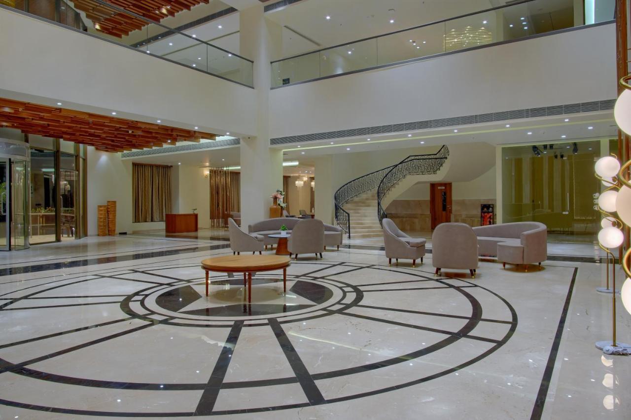 Hotel Sayaji Morbi Exteriér fotografie