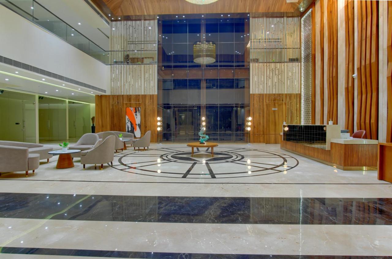 Hotel Sayaji Morbi Exteriér fotografie