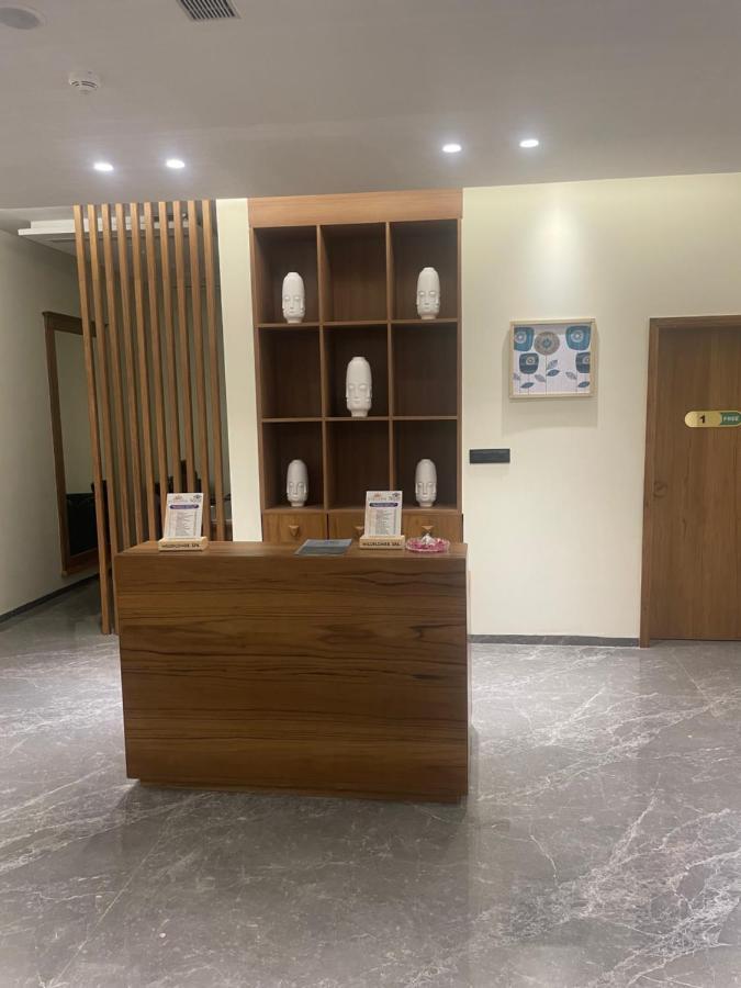 Hotel Sayaji Morbi Exteriér fotografie